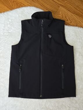Ariat Soft Shell Vest, Boys Size Medium
